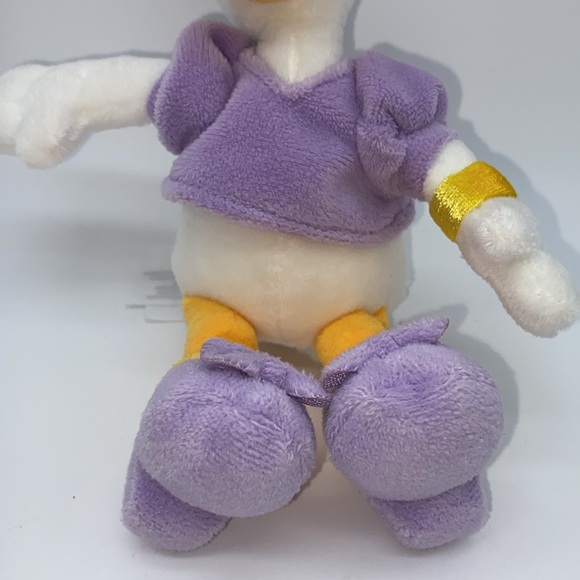 Disney Store Mickey Mouse & Friends Daisy Duck Plush Stuffed Animal 9” Purple - Picture 3 of 9